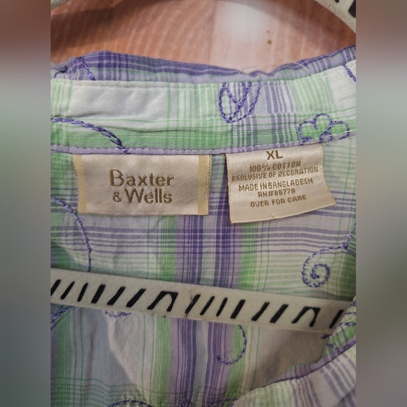 Baxter & Wells button down blouse size XL - Picture 3 of 3